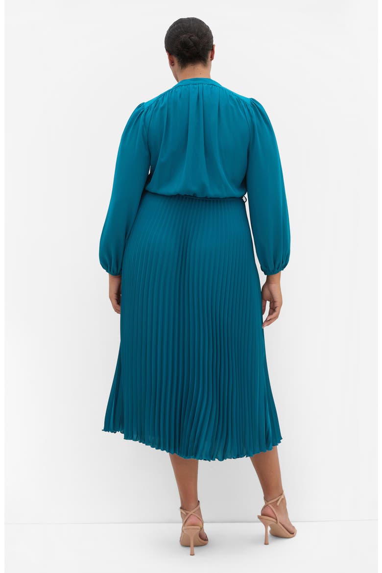 Halle Long Sleeve Pleated Maxi Dress