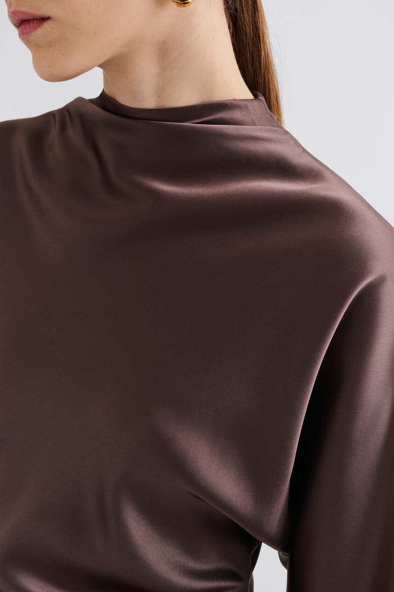 Zora Barrel Long Sleeve Mini Dress
