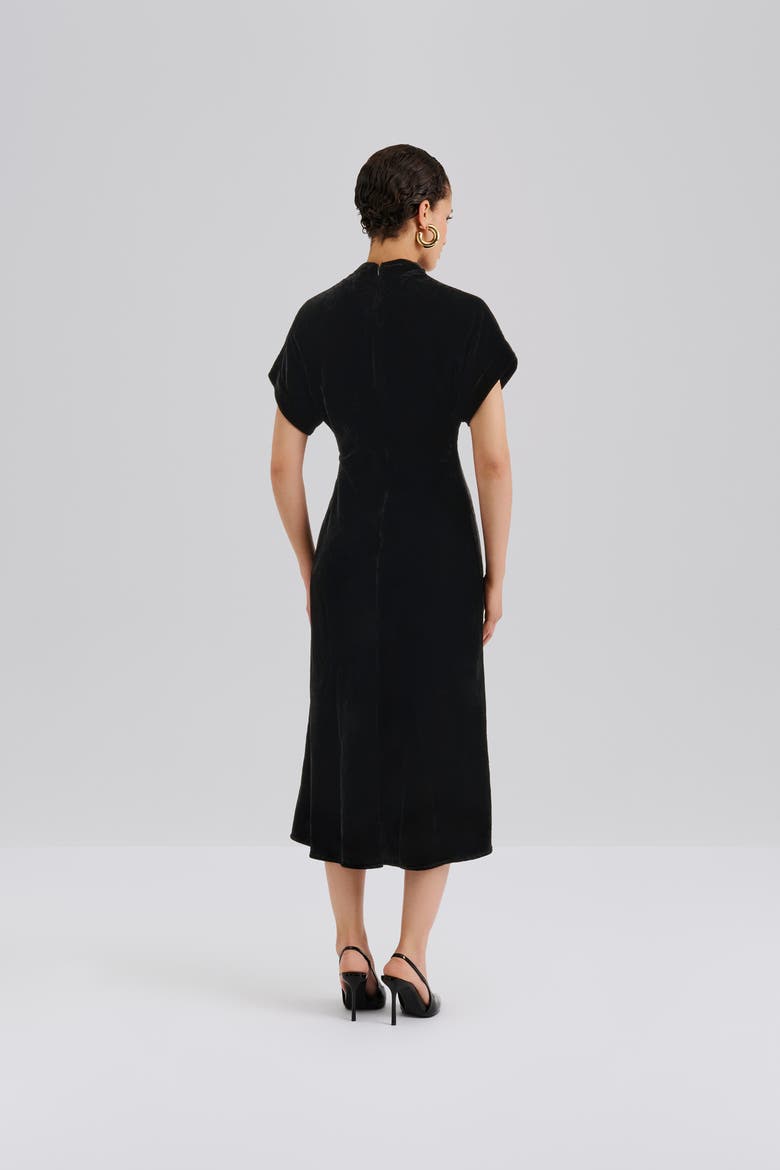 Alivia Short Sleeve Velvet Midi Dress