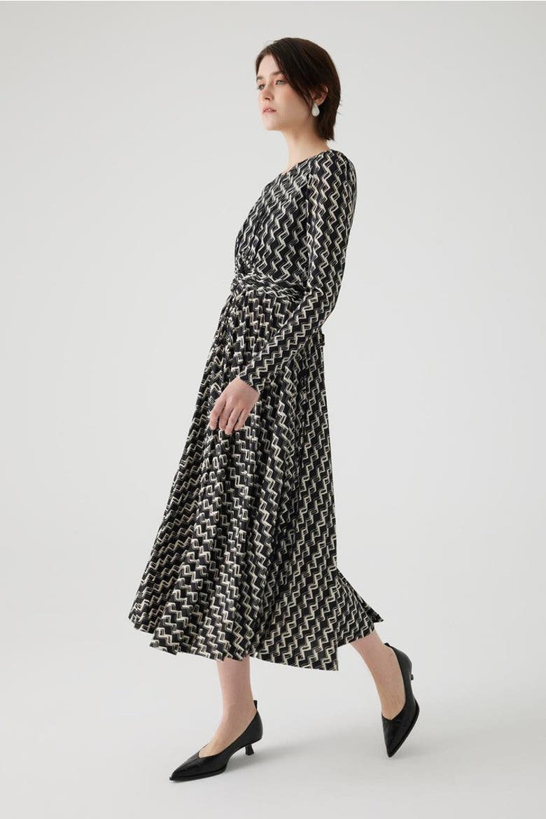 Ayanne Knit Midi Dress