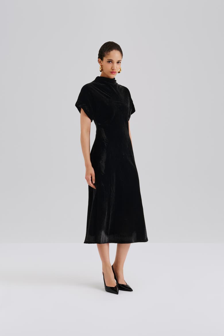 Alivia Short Sleeve Velvet Midi Dress